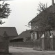 Archiv der Region Hannover, ARH NL Kageler 2417, Einfahrt zu einem Bauernhof (Deveser Str. 4), Ihme-Roloven