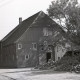 Archiv der Region Hannover, ARH NL Kageler 2500, Bauernhaus mit Hakenkreuz-Fahne, Northen