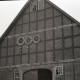 Archiv der Region Hannover, ARH NL Kageler 2526, Ziegelmuster an einem Vierständerhaus, Schulenburg