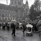 Archiv der Region Hannover, ARH NL Koberg 11962, Schützenausmarsch vom Rathaus, Hannover