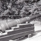 ARH NL Koberg 12138, Kanone im Amtsgarten von Schloss Landestrost, Neustadt am Rbge.