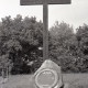 ARH NL Koberg 5500, Grabkreuze und Gedenkstein auf dem "Friedhof der Namenlosen", Insel Neuwerk