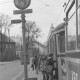 Archiv der Region Hannover, ARH NL Koberg 941, Straßenbahnhaltestelle mit Straßenbahn, Gleidingen