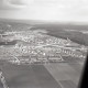 Archiv der Region Hannover, ARH NL Koberg 9910, Blick über die Stadt mit Stadtwald und Ev. ChristusBrüderGemeinde (r.), Wolfsburg