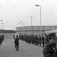 Archiv der Region Hannover, ARH NL Mellin 01-115/0010, Polizei vor dem Atommülllager, Gorleben