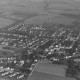 ARH NL Mellin 01-128/0007, Luftbild von einer Stadt