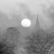 ARH NL Mellin 01-129/0014, Der Mond im Nebel neben einem Kirchturm