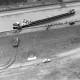 Archiv der Region Hannover, ARH NL Mellin 01-131/0017, Auf Grund gelaufenes Schiff infolge des Dammbruchs des Elbe-Seitenkanals
