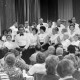 Archiv der Region Hannover, ARH NL Mellin 01-159/0012, Auftritt eines Chors?