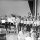 Archiv der Region Hannover, ARH NL Mellin 01-162/0016, Auftritt eines Kinderchores