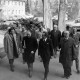 Archiv der Region Hannover, ARH NL Mellin 02-006/0007, Gruppe von Männern vor dem Rathaus 3, Burgdorf