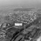 Archiv der Region Hannover, ARH NL Mellin 02-031/0010, Silberseeklinik, rechts die Bothfelder Straße und links die Erich-Ollenhauer-Straße, Langenhagen