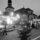 ARH NL Mellin 02-042/0011, Weihnachtsmarkt auf dem Spitta-Platz an der Pankratiuskirche, Burgdorf