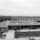 Archiv der Region Hannover, ARH NL Mellin 02-100/0007, Blick aus einem Wohngebäude auf den Kindergarten an der Richard-Wagner-Straße, Burgdorf