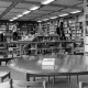 Archiv der Region Hannover, ARH NL Mellin 02-103/0002, Blick in eine Bibliothek