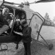 Archiv der Region Hannover, ARH NL Mellin 02-174/0016, Helikopter (Bristol 171 Sycamore) der Feuerwehr