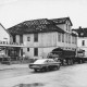 Stadtarchiv Neustadt a. Rbge., ARH Slg. Bartling 371, Wunstorfer Straße 4, Abriss des Hauses der Druckerei Sicius, Blick von der gegenüberliegenden Straßenseite nach Westen