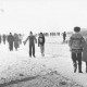 ARH Slg. Bartling 1143, Spaziergänger auf dem zugefrorenen See, Steinhuder Meer