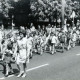 ARH Slg. Bartling 3904, Umzug der teilnehmenden Kinder in Begleitung von Erzieherinnen beim Kinderschützenfest, Bordenau
