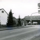 Stadtarchiv Neustadt a. Rbge., ARH Slg. Bartling 3921, Fußgängerüberweg über die Bordenauer Straße am Dorfteich, Bordenau