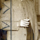 Stadtarchiv Neustadt a. Rbge., ARH Slg. Bartling 4288, Einzelporträt von Adolf Ressmeyer mit Glas in der Rechten, Bauer in Helstorf