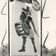 ARH Slg. Bartling 4549, Werbeschild mit Abbild eines Landsknechtstrommlers mit breitkrempigem Federhut vom Kreis-Schützenfest, Mardorf