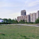 ARH Slg. Bürgerbüro 78, Blick von der Schwarzwaldstraße aus mit Blickrichtung zu den Hägewiesen über den Park auf ein Hochhaus, Sahlkamp