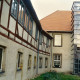 Archiv der Region Hannover, ARH Slg. Bürgerbüro 354, Blick vom Innenhof auf das Kloster mit gläsernen Fahrstuhl, Marienwerder 