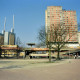 ARH Slg. Bürgerbüro 705, Blick auf die ehemalige Hochbrücke am Küchengartenplatz, Heizkraftwerk Linden und Gebäude des Ihme-Zentrums, Linden