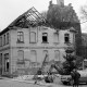 ARH Slg. Weber 02-024/0002, Abriss des Wohn- und Geschäftshauses Schaumann am Markt, im Hintergrund Margarethenkirche, Gehrden