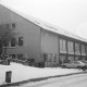ARH Slg. Weber 02-031/0004, Seitlicher Blick auf das Matthias-Claudius-Gymnasium im Winter, Gehrden