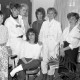 Archiv der Region Hannover, ARH Slg. Weber 02-051/0001, Frauen in einem Friseursalon?