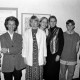 ARH Slg. Weber 02-076/0012, Gruppenfoto der Evangelischen Jugend mit Hiltrud Schröder (Dritte von links) und Christoph Stengel (rechts) von der Margarethengemeinde, Gehrden