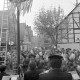 ARH Slg. Weber 02-078/0015, Maibaumfeier mit einem Auftritt der Musikkapelle der Feuerwehr, Gehrden