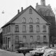 Archiv der Region Hannover, ARH Slg. Weber 02-130/0008, Wohn- und Geschäftshaus Schaumann am Markt, im Hintergrund Margarethenkirche, Gehrden