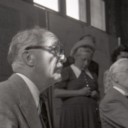 Symbolbild, stellvertretend für Bilder bei denen wir Ihre Hinweise benötigen.