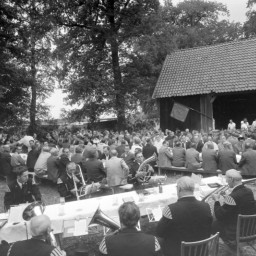 Symbolbild, stellvertretend für Bilder bei denen wir Ihre Hinweise benötigen.