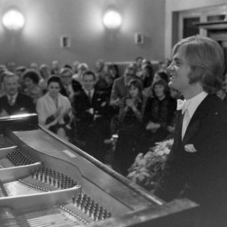 Symbolbild, stellvertretend für Bilder bei denen wir Ihre Hinweise benötigen.