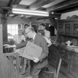 Symbolbild, stellvertretend für Bilder bei denen wir Ihre Hinweise benötigen.