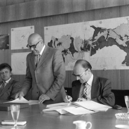 Symbolbild, stellvertretend für Bilder bei denen wir Ihre Hinweise benötigen.