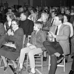 Symbolbild, stellvertretend für Bilder bei denen wir Ihre Hinweise benötigen.