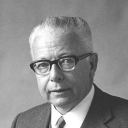 Gustav Heinemann, Foto: Bundesarchiv, Bild 146-2007-0037 / Bauer, Georg / [CC-BY-SA 3.0](https://creativecommons.org/licenses/by-sa/3.0/de/), via Wikimedia Commons